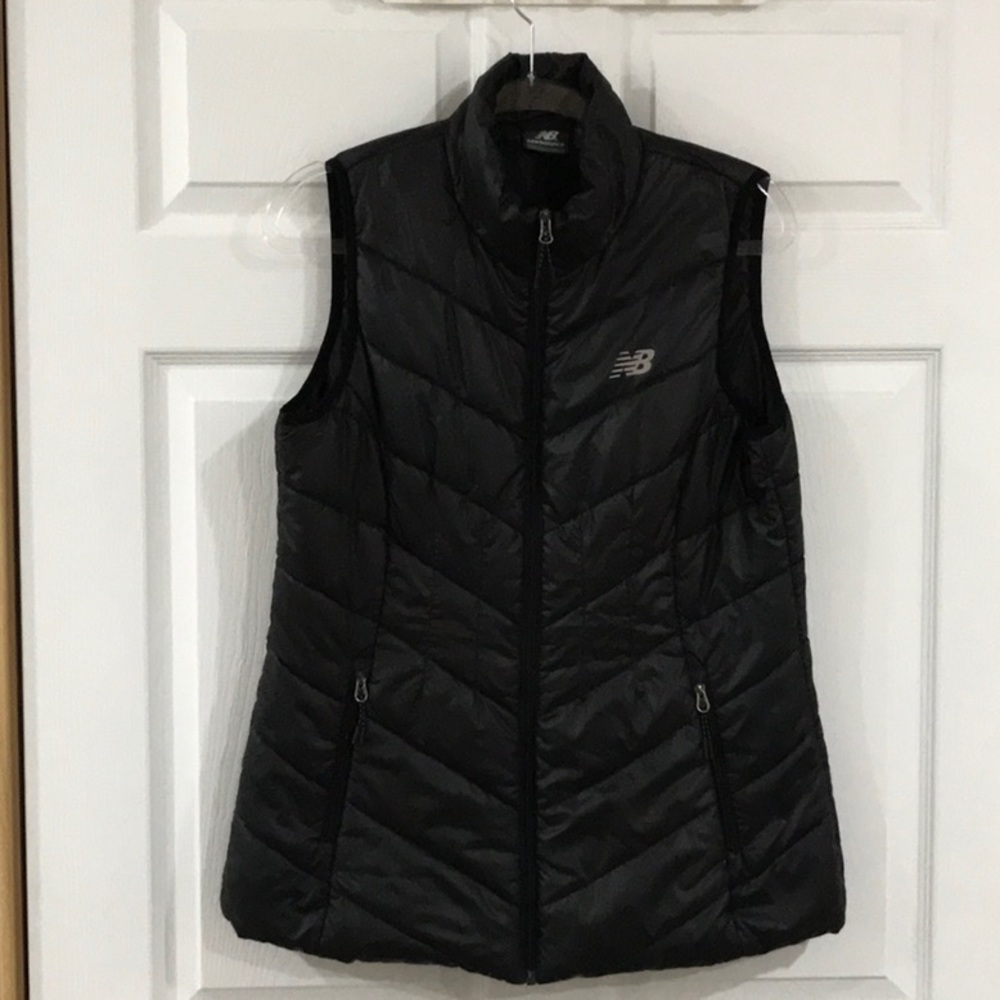 New Balance Black Quilted Puffer Vest Zipper Closure